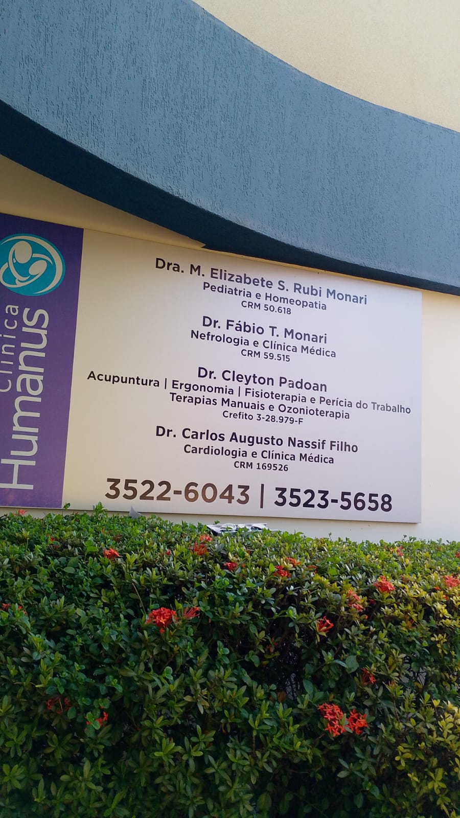 Fachada da Clínica Humanus